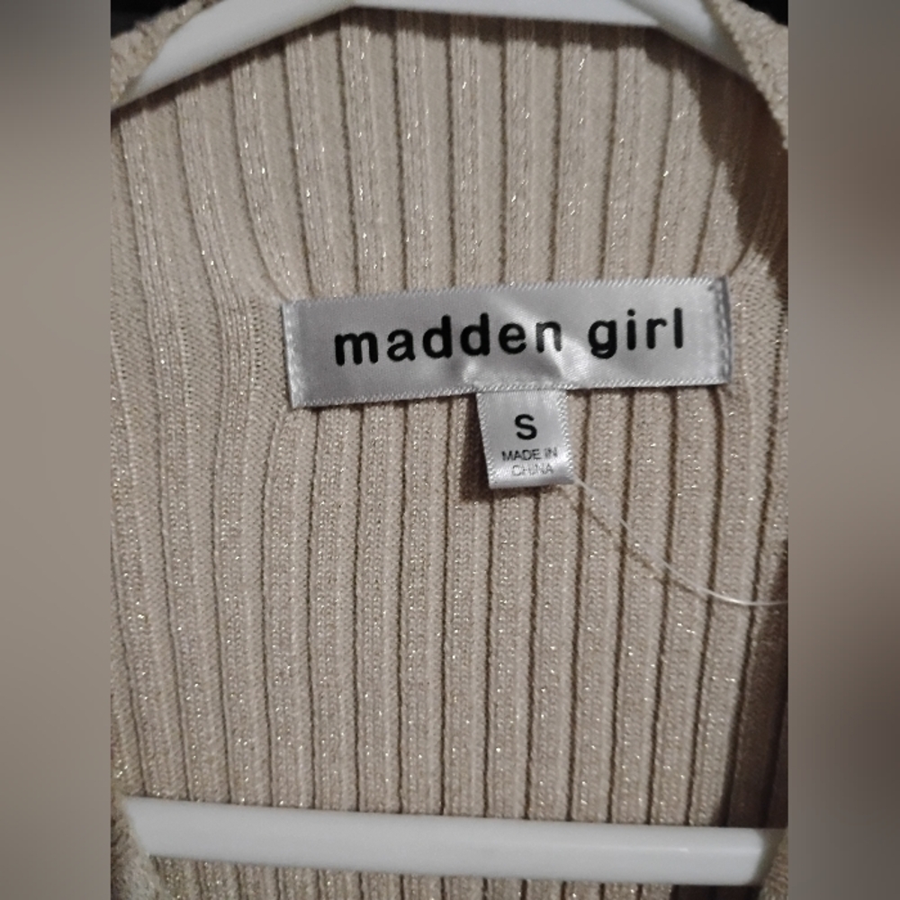 Size Small & Large Matching Sweaters - Picture 4 of 6